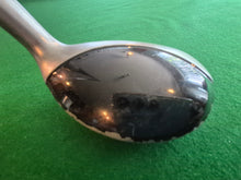 Load image into Gallery viewer, TaylorMade R7 Draw Rescue 4 Hybrid 22° Regular with Cover
