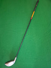 Load image into Gallery viewer, TaylorMade R7 Draw Rescue 4 Hybrid 22° Regular with Cover
