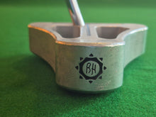 Load image into Gallery viewer, Bettinardi The Hawk Putter 35" with New Super Stroke Grip
