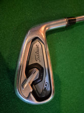 Load image into Gallery viewer, Titleist T300 Irons 5 - PW Regular
