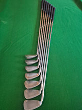 Load image into Gallery viewer, Ping i15 Irons 4 - PW Green Dot Regular
