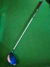 Load image into Gallery viewer, Cobra AMP Cell Driver 10.5° Adjustable loft Regular with Cover
