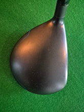 Load image into Gallery viewer, Cleveland Black 3 Wood 15° Regular with Cover
