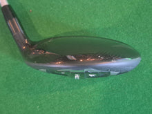 Load image into Gallery viewer, Cleveland Halo XL Hy-Wood 3+ Hybrid 17° Stiff with Cover
