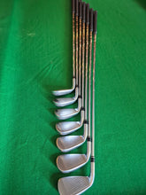 Load image into Gallery viewer, Wilson Staff D300 Irons 5 - SW Uniflex
