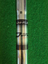 Load image into Gallery viewer, Wilson Staff D300 Irons 5 - SW Uniflex
