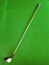 Load image into Gallery viewer, Tommy Armour Legend Ladies 5 Wood
