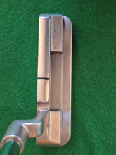 Load image into Gallery viewer, Odyssey White Hot Pro 1 Putter 35" with Cover
