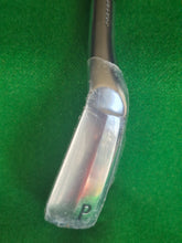 Load image into Gallery viewer, New Srixon ZX5 Pitching Wedge 44° Regular
