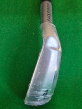 Load image into Gallery viewer, New Srixon ZX4 4 Iron 21° Stiff
