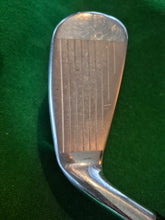Load image into Gallery viewer, Cleveland HB3 Irons 4 - SW Senior
