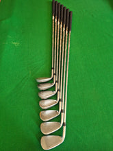 Load image into Gallery viewer, TaylorMade AeroBurner Irons 5 - SW Stiff
