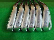 Load image into Gallery viewer, Callaway Apex Pro '16 Irons 5 - PW Regular+
