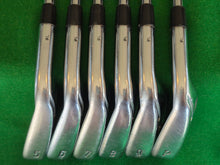 Load image into Gallery viewer, Callaway Apex Pro '16 Irons 5 - PW Regular+
