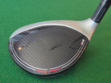 Load image into Gallery viewer, TaylorMade M4 5 Wood LH 18° Regular with Cover
