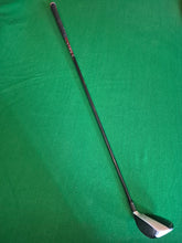 Load image into Gallery viewer, TaylorMade M4 5 Wood LH 18° Regular with Cover
