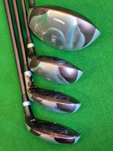 Load image into Gallery viewer, Black November Deal: Wilson 1200CG Driver 10.5°, 3 Wood, 3 &amp; 4 Hybrid Set Uniflex with Covers
