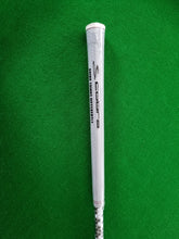 Load image into Gallery viewer, Cobra King F9 Ladies 5-6 Wood with Cover - Brand new!
