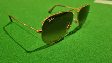 Load image into Gallery viewer, Ray-Ban RB3025 Aviator Sunglasses - New
