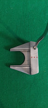 Load image into Gallery viewer, Odyssey White Hot XG #7 Putter with Cover
