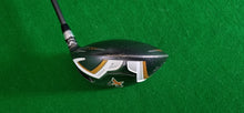 Load image into Gallery viewer, Callaway X2 Hot Driver 9° Extra Stiff
